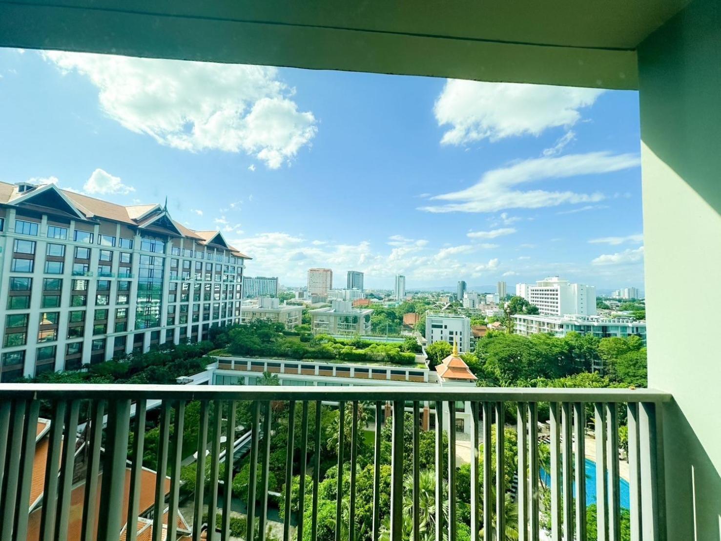 The Astra Chang Khlan Chiang Mai Exterior photo