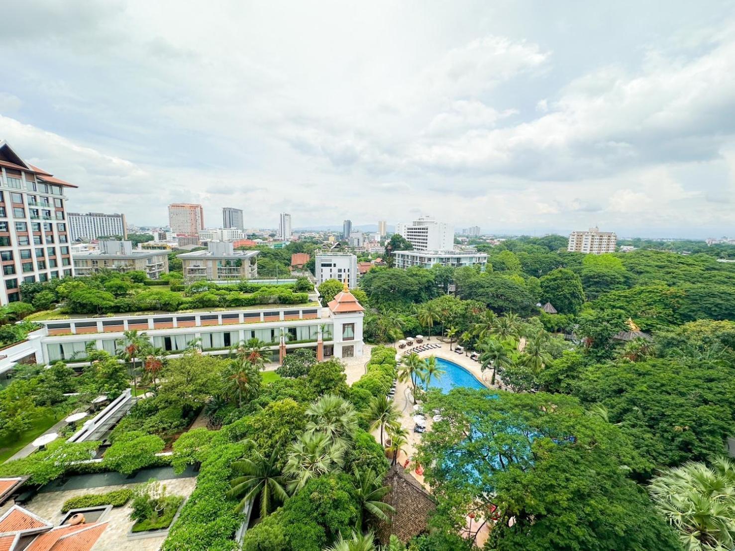 The Astra Chang Khlan Chiang Mai Exterior photo