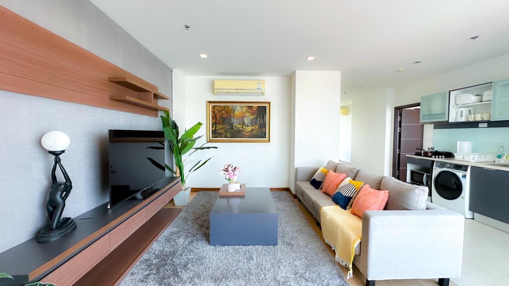 The Astra Chang Khlan Chiang Mai Exterior photo