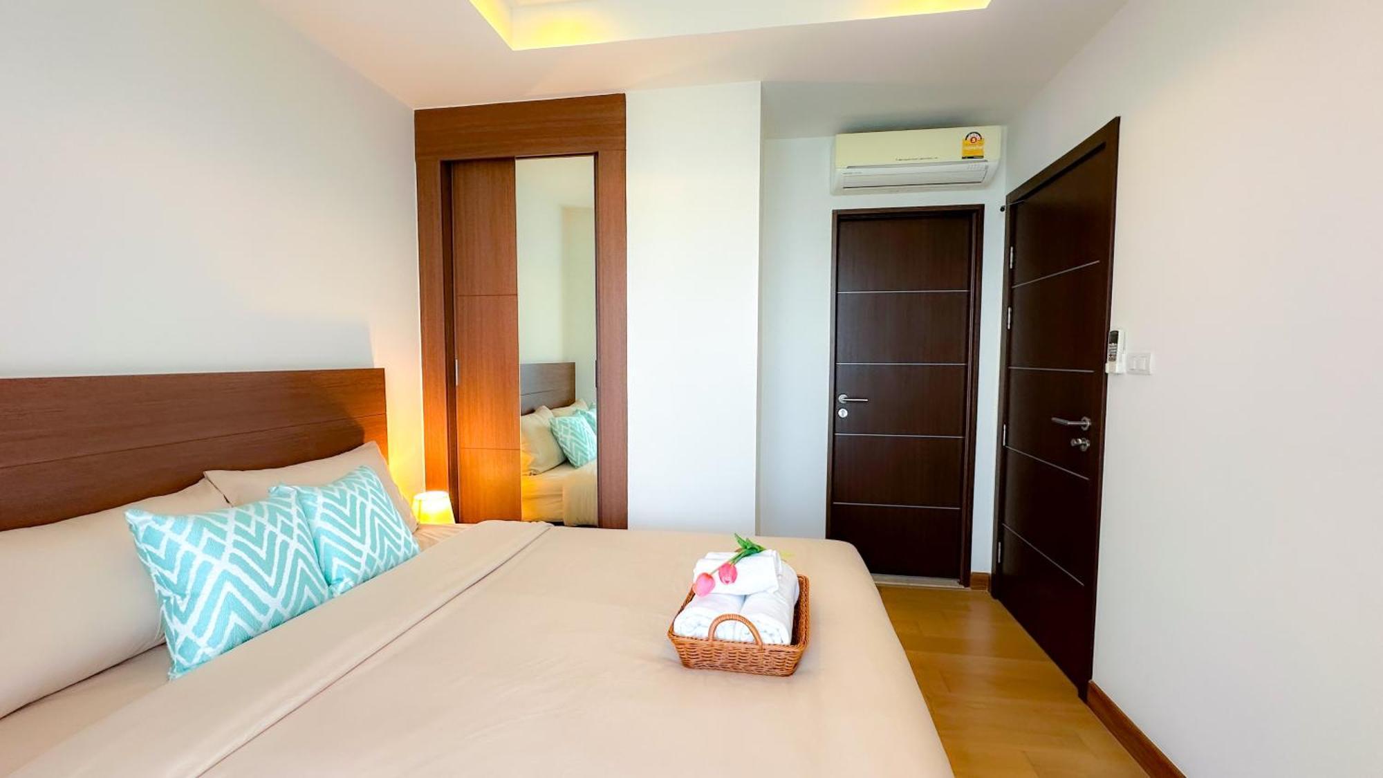 The Astra Chang Khlan Chiang Mai Exterior photo